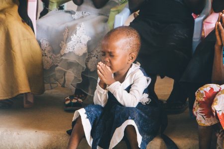 photo of child praying